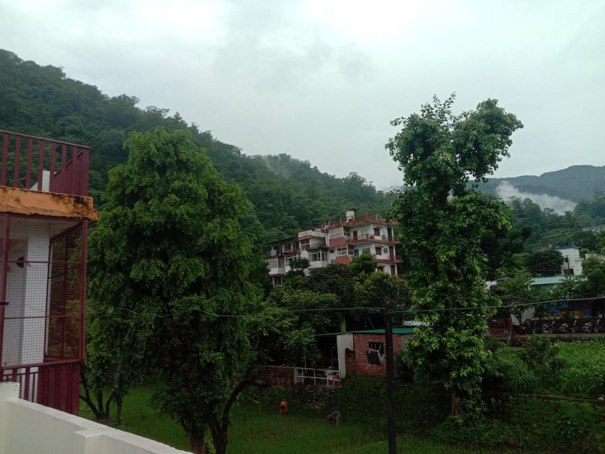 Deepak Homestay Ришикеш Экстерьер фото
